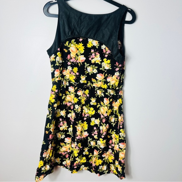 Xhilaration Sleeveless Floral Crew Neck MIDI Dress Black and Mustard women Large - Picture 10 of 11